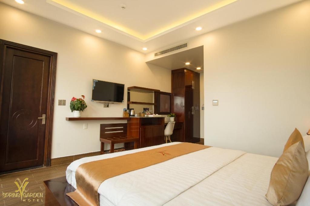 Spring Garden Hotel Lk Long Khanh Buitenkant foto