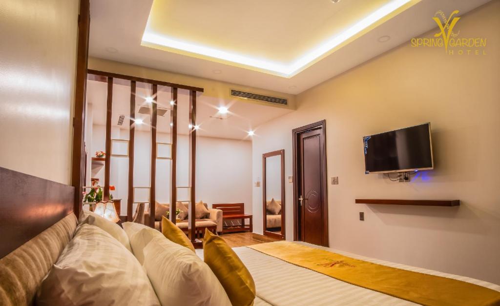 Spring Garden Hotel Lk Long Khanh Buitenkant foto