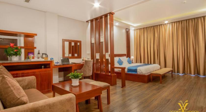 Spring Garden Hotel Lk Long Khanh Buitenkant foto